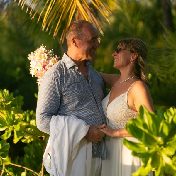 Nicole und Micha am Strand von Beachcomber Dinarobin